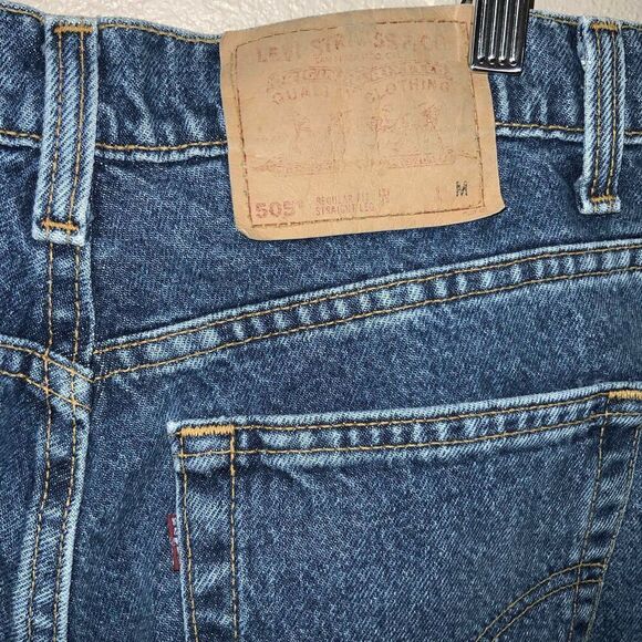 Vintage Levi’s 505 Jeans - Picture 12 of 12